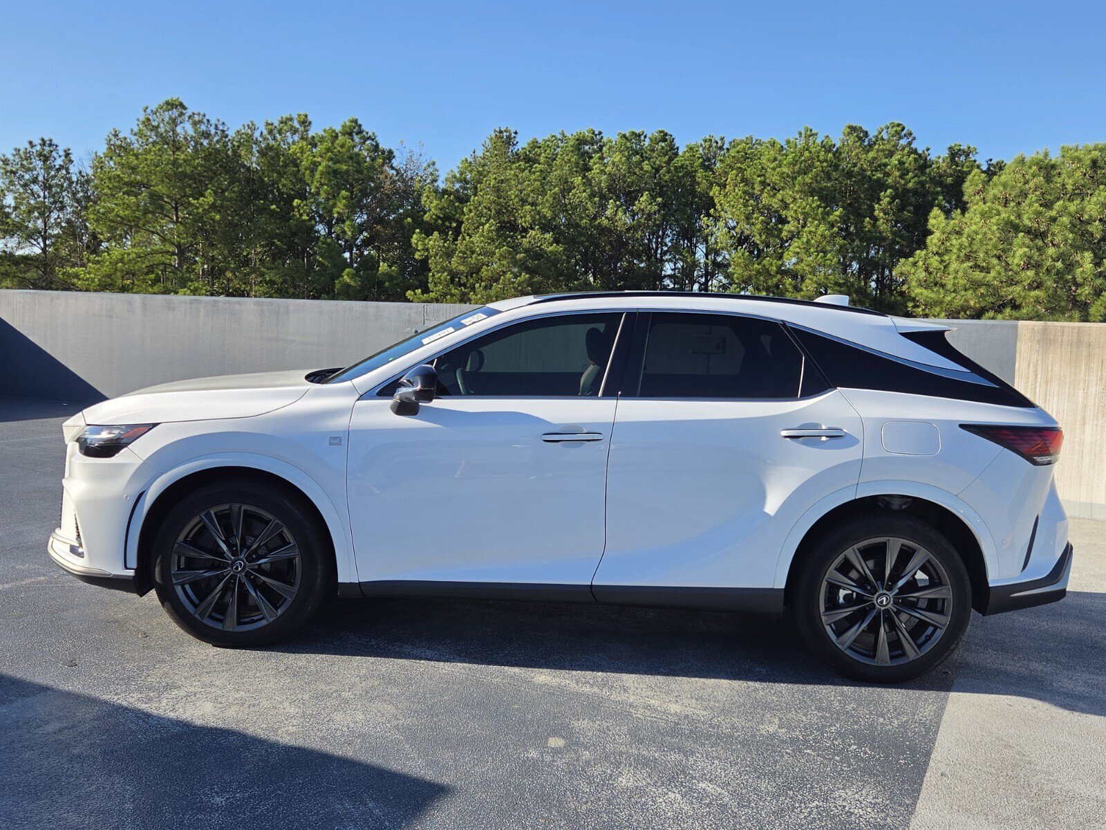Certified 2024 Lexus RX 350 F Sport w/ Convenience Package AWD/4WD image 2