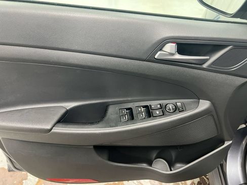 Used 2016 Hyundai Tucson Limited w/ Option Group 03 FWD image 22