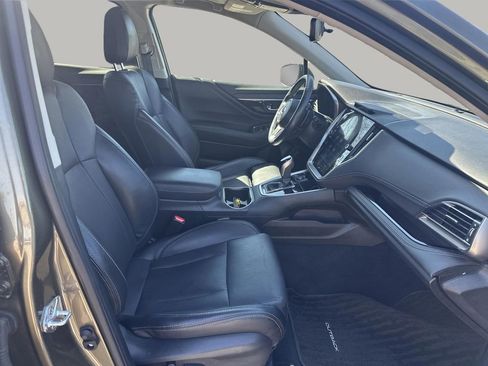 Used 2023 Subaru Outback Limited image 12