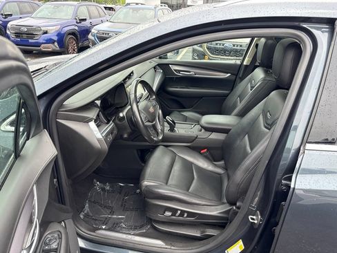 Used 2019 Cadillac XT5 Luxury FWD image 9