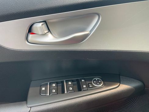 Used 2023 Kia Forte LXS FWD image 23