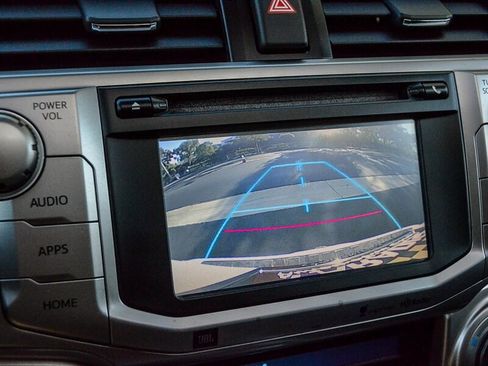 Used 2015 Toyota 4Runner Limited image 28