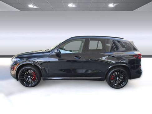 Used 2026 BMW X5 sDrive40i w/ M Sport Package image 2