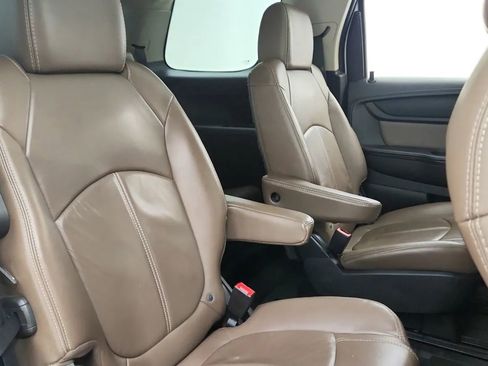 Used 2016 GMC Acadia SLT image 39