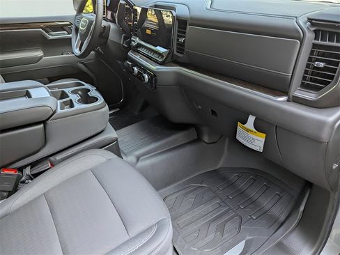 New 2026 GMC Sierra 1500 Elevation image 18
