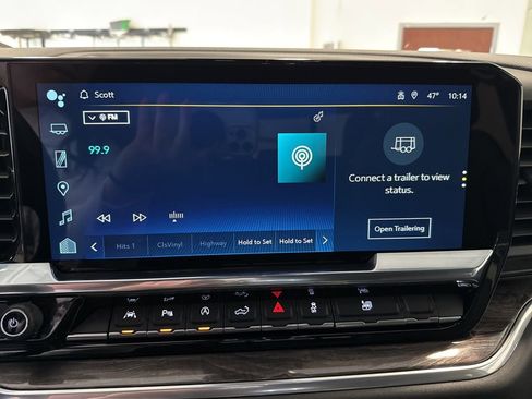 Used 2024 Chevrolet Silverado 1500 LTZ w/ LTZ Premium Package AWD/4WD image 22