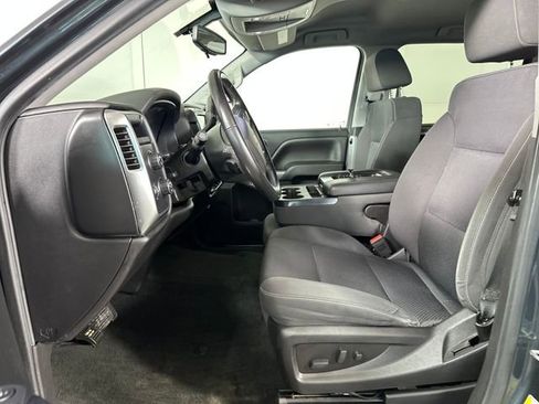 Used 2018 Chevrolet Silverado 1500 LT w/ All Star Edition image 17