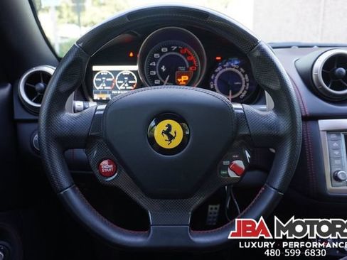 Used 2014 Ferrari California RWD image 22