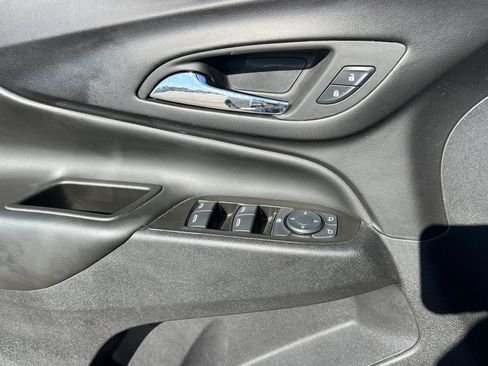 Used 2024 Chevrolet Equinox LT image 8