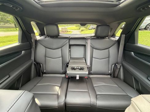 Used 2025 Cadillac XT5 Premium Luxury w/ Technology Package AWD/4WD image 38