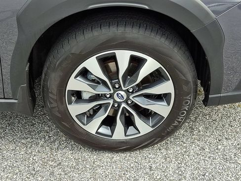 Certified 2025 Subaru Outback Touring XT AWD/4WD image 9