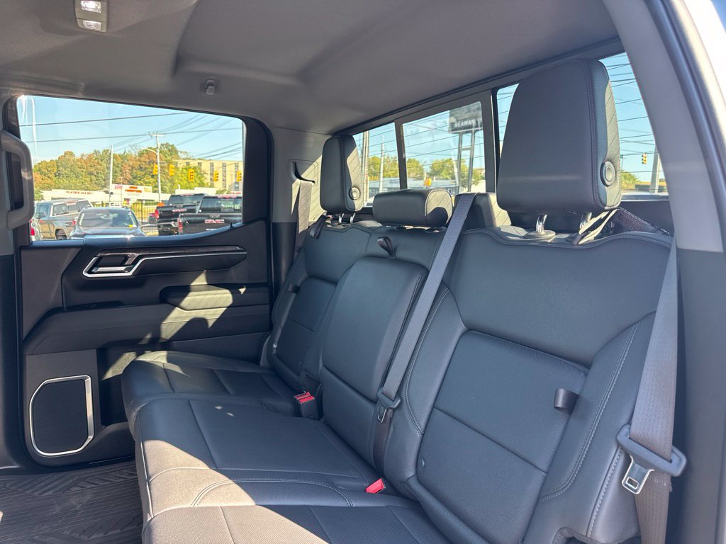 Used 2023 Chevrolet Silverado 1500 LTZ w/ LTZ Premium Package AWD/4WD image 29