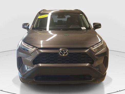 Used 2023 Toyota RAV4 XLE image 2