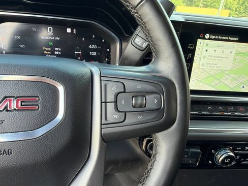 Used 2025 GMC Sierra 1500 SLT RWD image 21