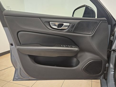 Used 2024 Volvo S60 B5 Ultimate image 12