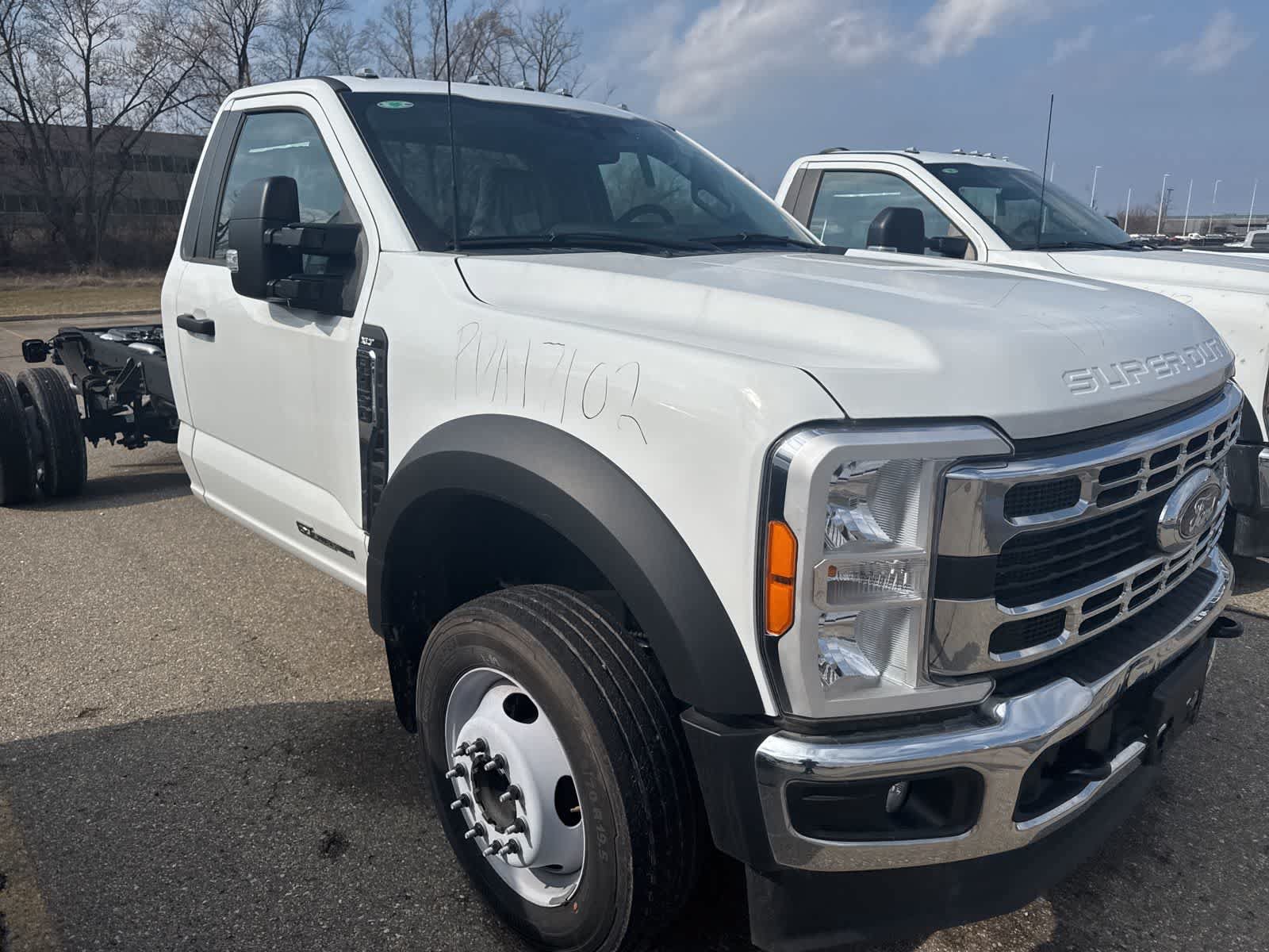 Used 2023 Ford F450 XLT w/ XLT Value Package RWD image 14