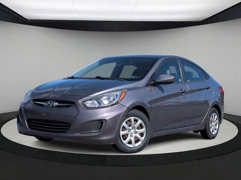 Used 2014 Hyundai Accent GLS image 1
