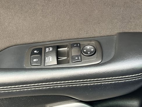 Used 2022 Dodge Challenger GT image 14