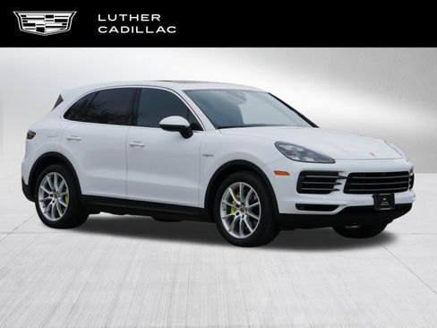 Used 2021 Porsche Cayenne E-Hybrid image 1