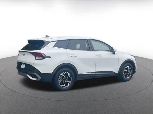 Used 2025 Kia Sportage LX FWD image 15