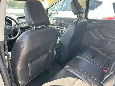 Used 2019 Ford Escape Titanium FWD image 13