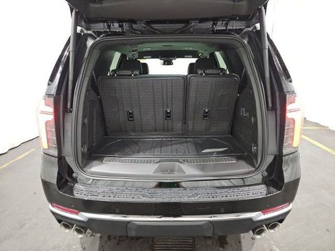 New 2025 Chevrolet Tahoe Premier AWD/4WD image 13