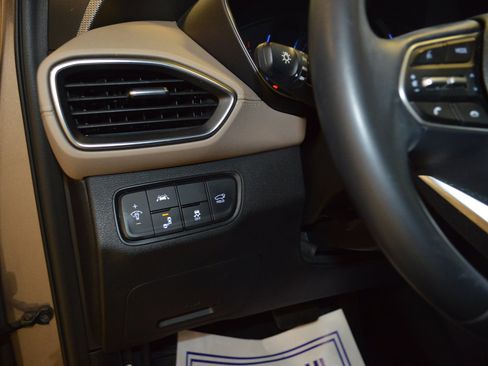 Used 2019 Hyundai Santa Fe Limited FWD image 16