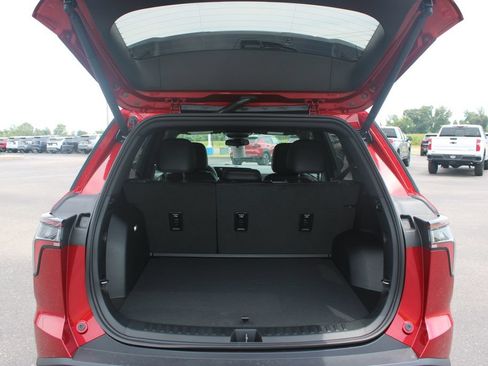 New 2027 Chevrolet Equinox RS FWD image 17