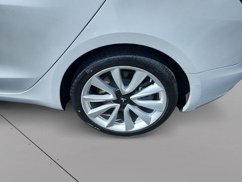 Used 2020 Tesla Model 3 Standard Range Plus RWD image 14