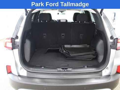 Used 2023 Ford Escape Active w/ Tech Pack #2 AWD/4WD image 5