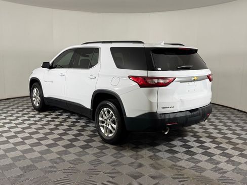 Used 2019 Chevrolet Traverse LT w/ LPO, Floor Liner Package FWD image 8