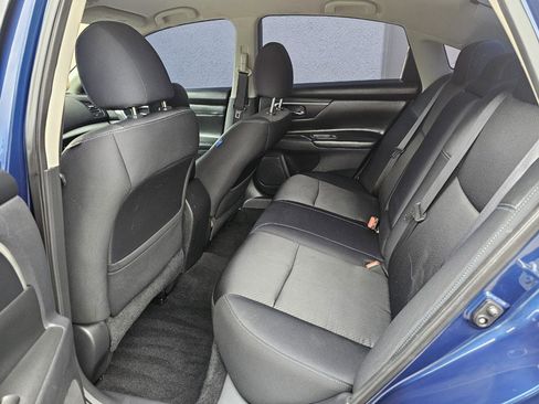 Used 2017 Nissan Altima 2.5 SR FWD image 18