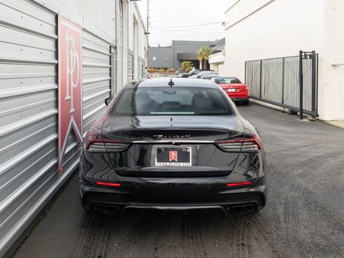 Used 2021 Maserati Quattroporte Trofeo image 40