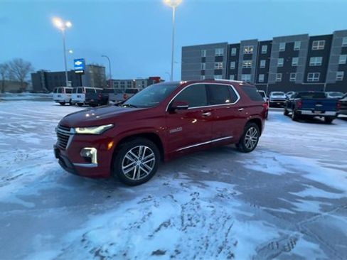 Certified 2022 Chevrolet Traverse High Country w/ LPO, Floor Liner Package image 4