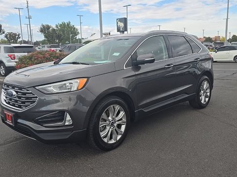 Used 2019 Ford Edge Titanium AWD/4WD image 7