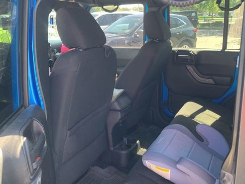 Used 2016 Jeep Wrangler Unlimited Sport AWD/4WD image 8