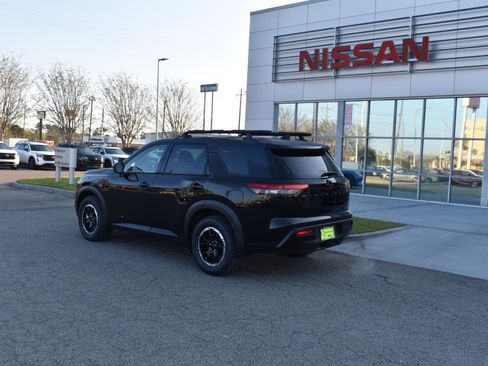 New 2026 Nissan Pathfinder Rock Creek image 7