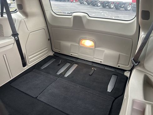 Used 2020 Dodge Grand Caravan SE w/ UConnect Hands-Free Group FWD image 6