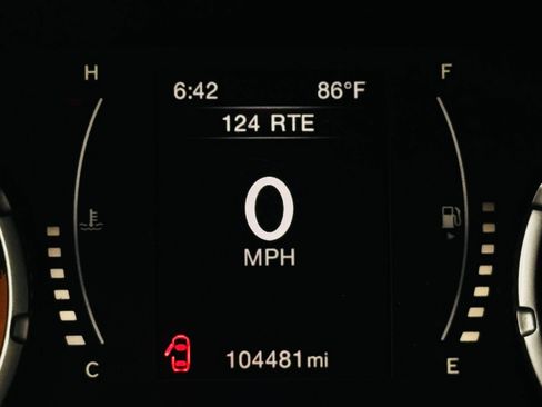 Used 2015 Jeep Renegade Latitude AWD/4WD image 16