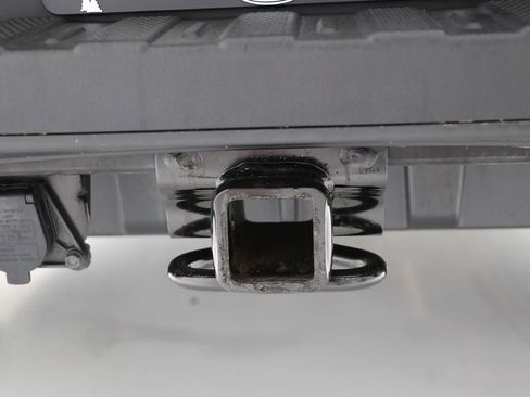 Used 2021 Honda Ridgeline Sport image 10