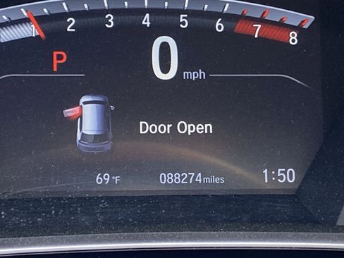 Used 2017 Honda CR-V EX image 8