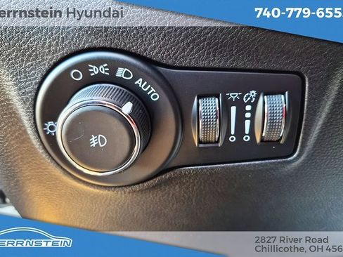 Used 2022 Jeep Compass Latitude image 18