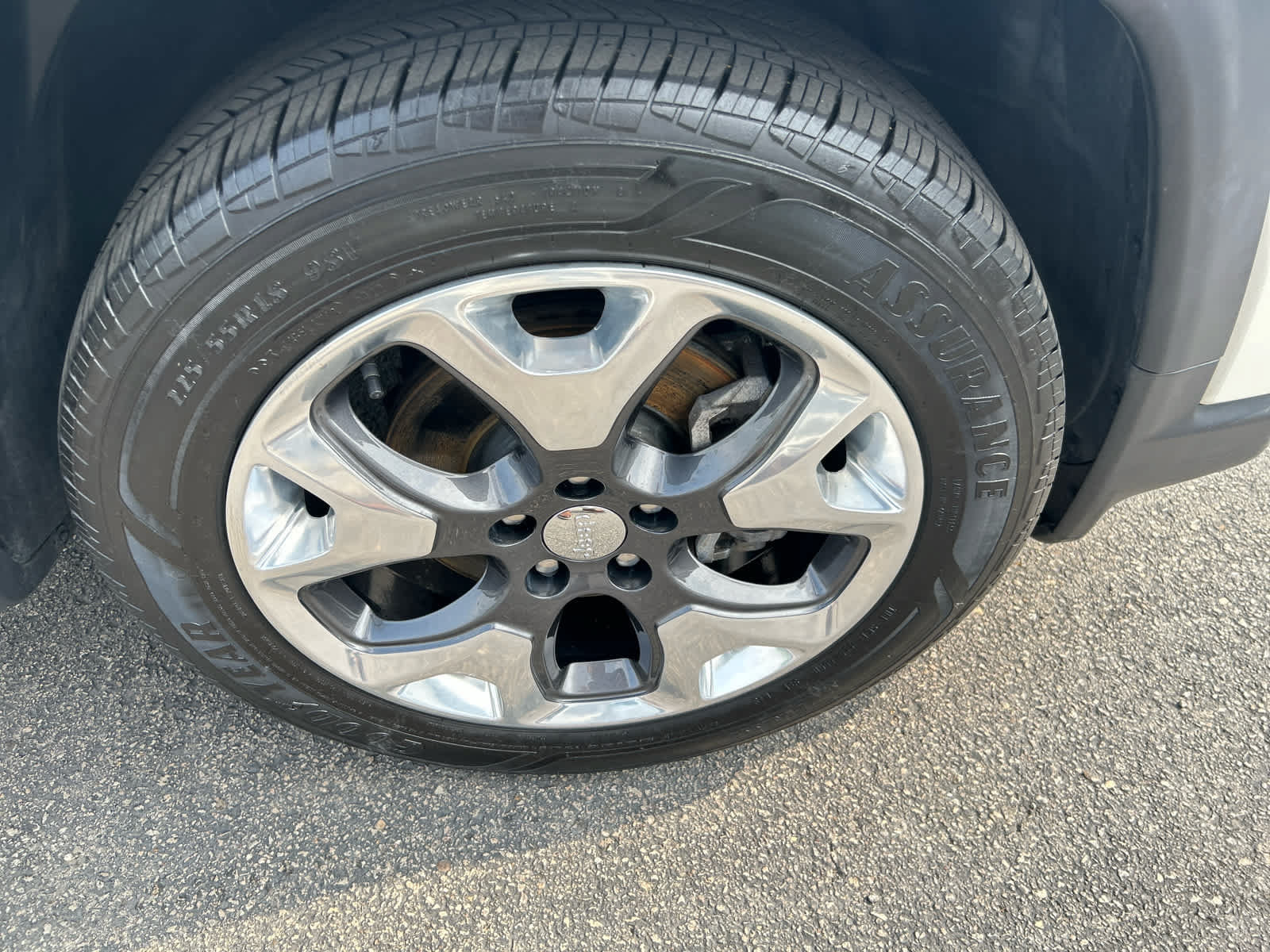 Used 2019 Jeep Compass Limited FWD image 9