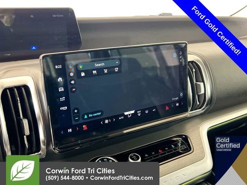 Certified 2025 Ford Expedition Max Platinum image 21