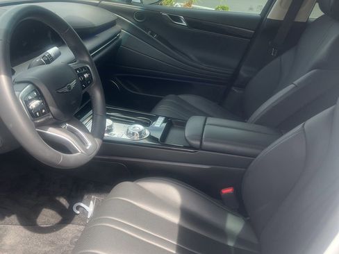 Certified 2025 Genesis G80 2.5T AWD/4WD image 5