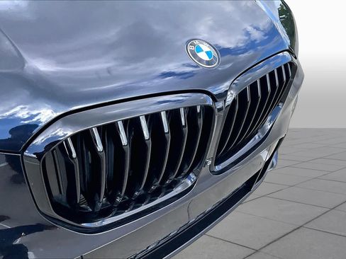 Used 2021 BMW X5 sDrive40i w/ M Sport Package RWD image 29