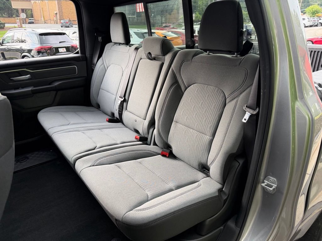Used 2022 RAM 1500 Big Horn RWD image 34