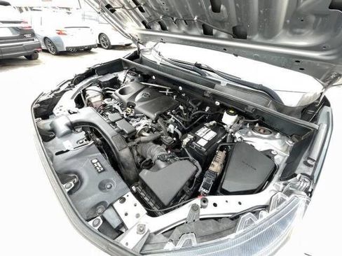 Used 2019 Toyota RAV4 XLE FWD image 22