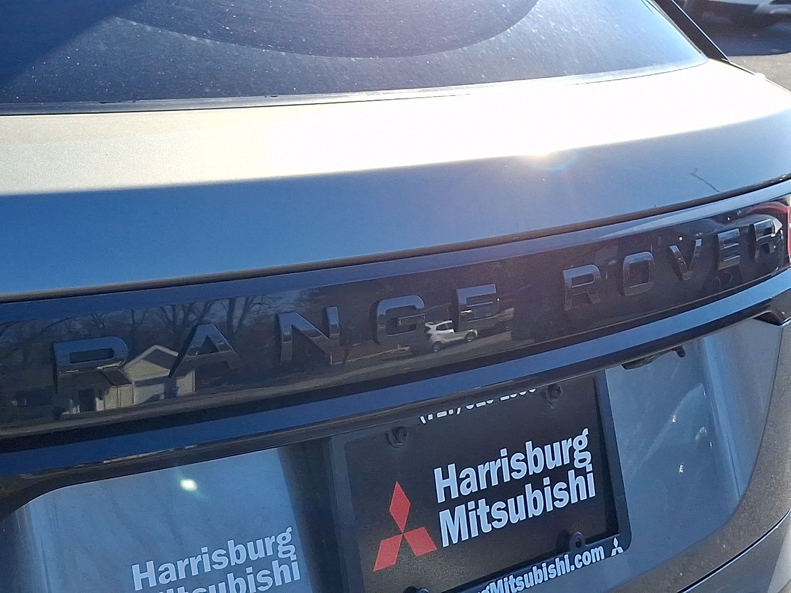 Used 2018 Land Rover Range Rover Velar R-Dynamic HSE AWD/4WD image 29