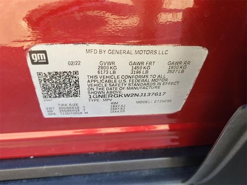 Used 2022 Chevrolet Traverse LT image 34